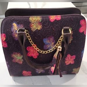 Artisanal 100% Leather Handpainted Flower/Leaf Embossed Purse.